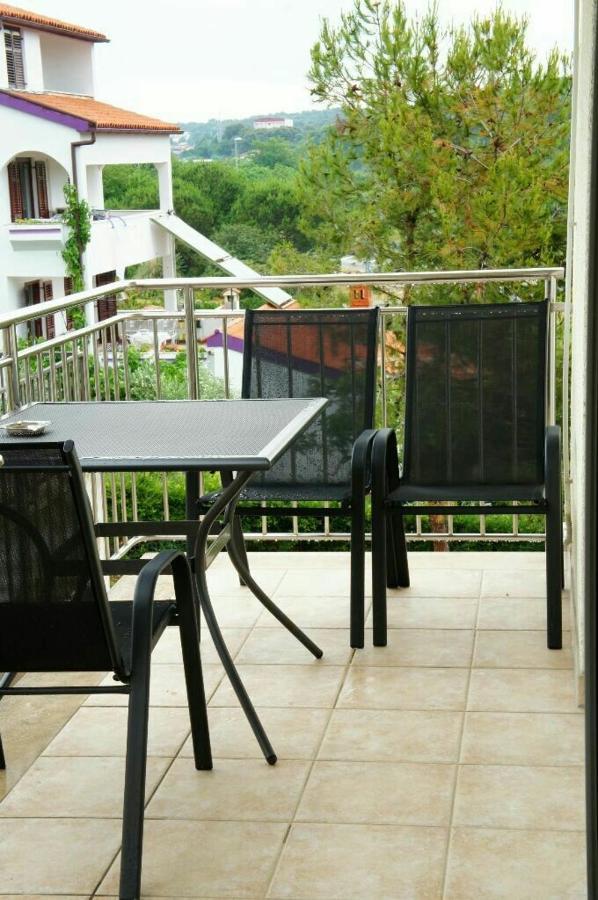 E&f, Veruda Porat, Free Parking Apartment